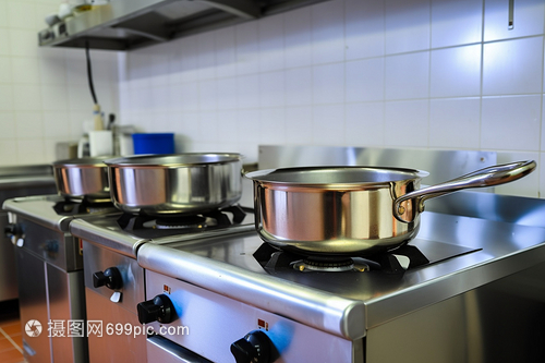 現(xiàn)代廚具用品